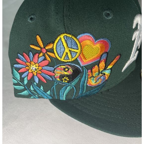Oakland A's MLB NE "Groovy" 9xWorld Series Champs Fitted Hat Green Size 7 3/8 - Picture 4 of 10